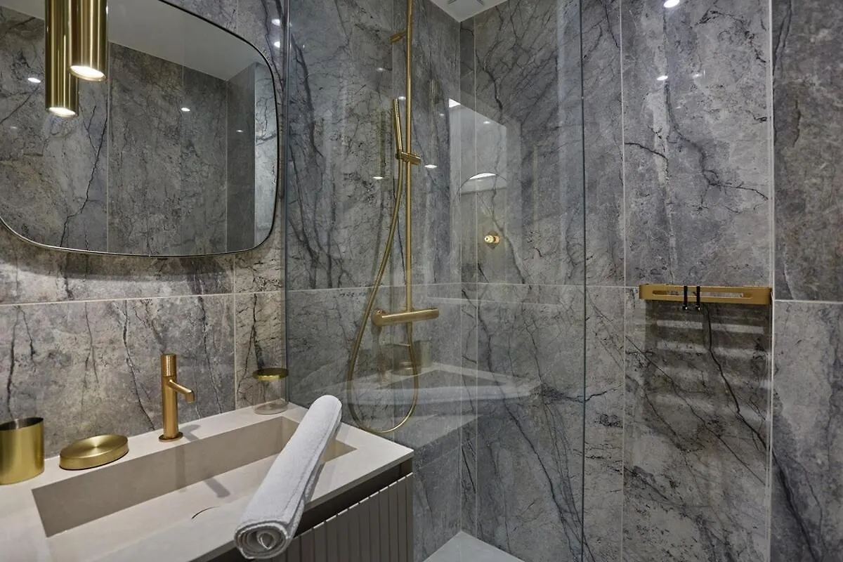Apartment Matignon St Honore By Studio Prestige Paris