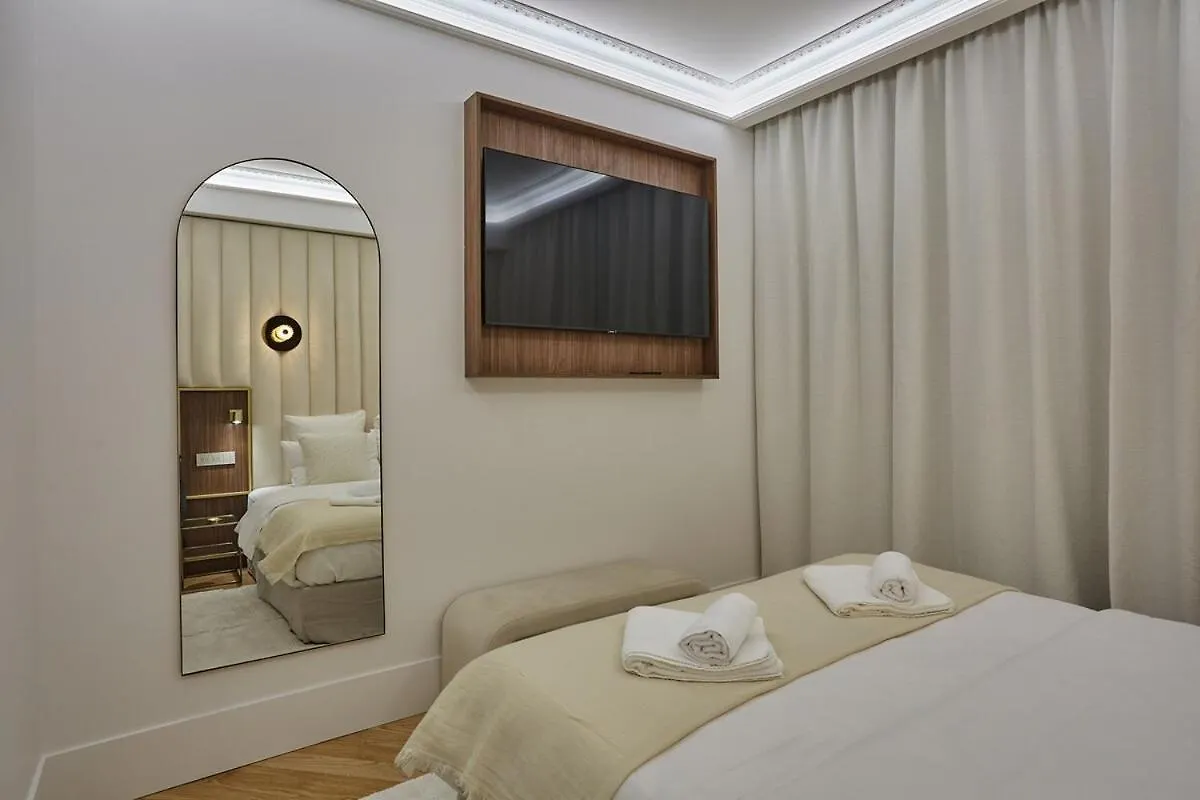 Apartment Matignon St Honore By Studio Prestige Paris