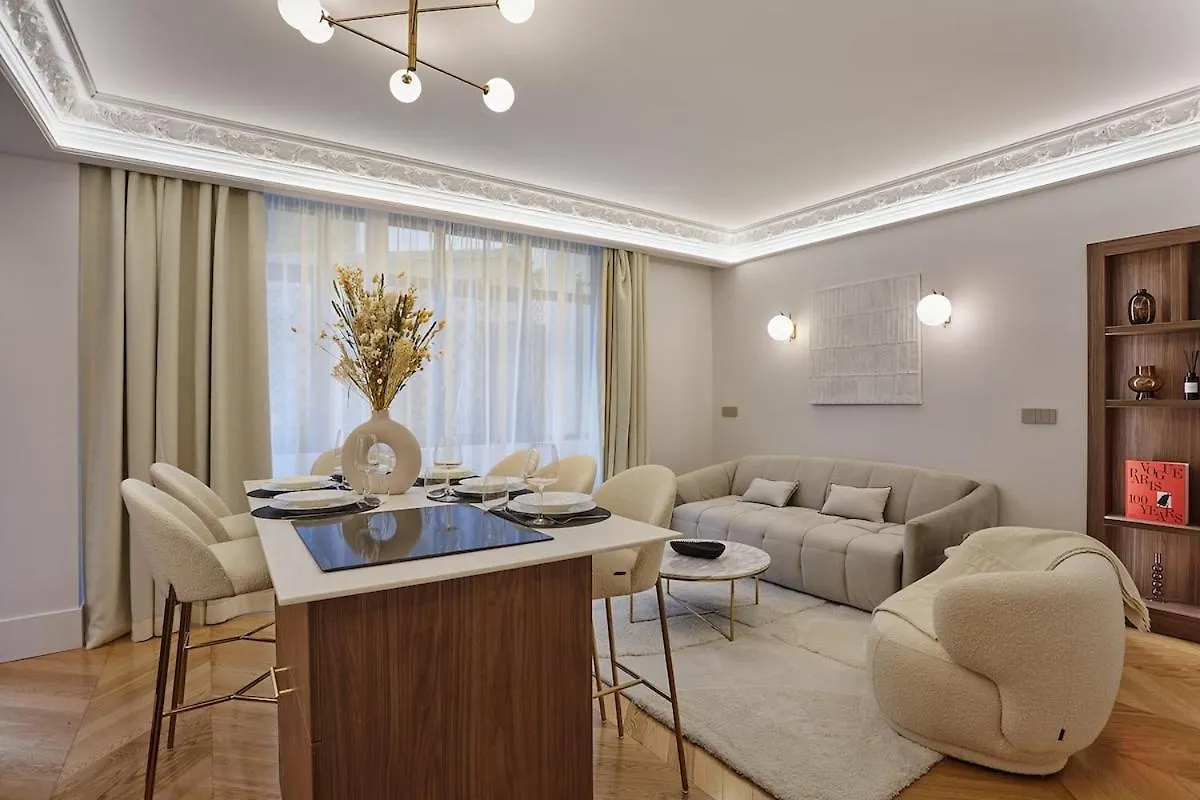 Apartment Matignon St Honore By Studio Prestige Paris