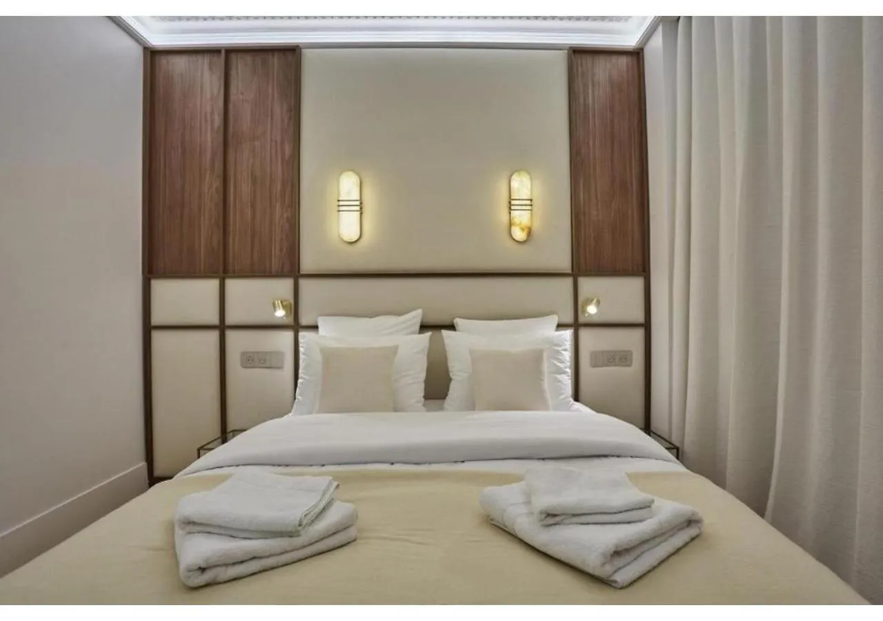 Apartment Matignon St Honore By Studio Prestige Paris