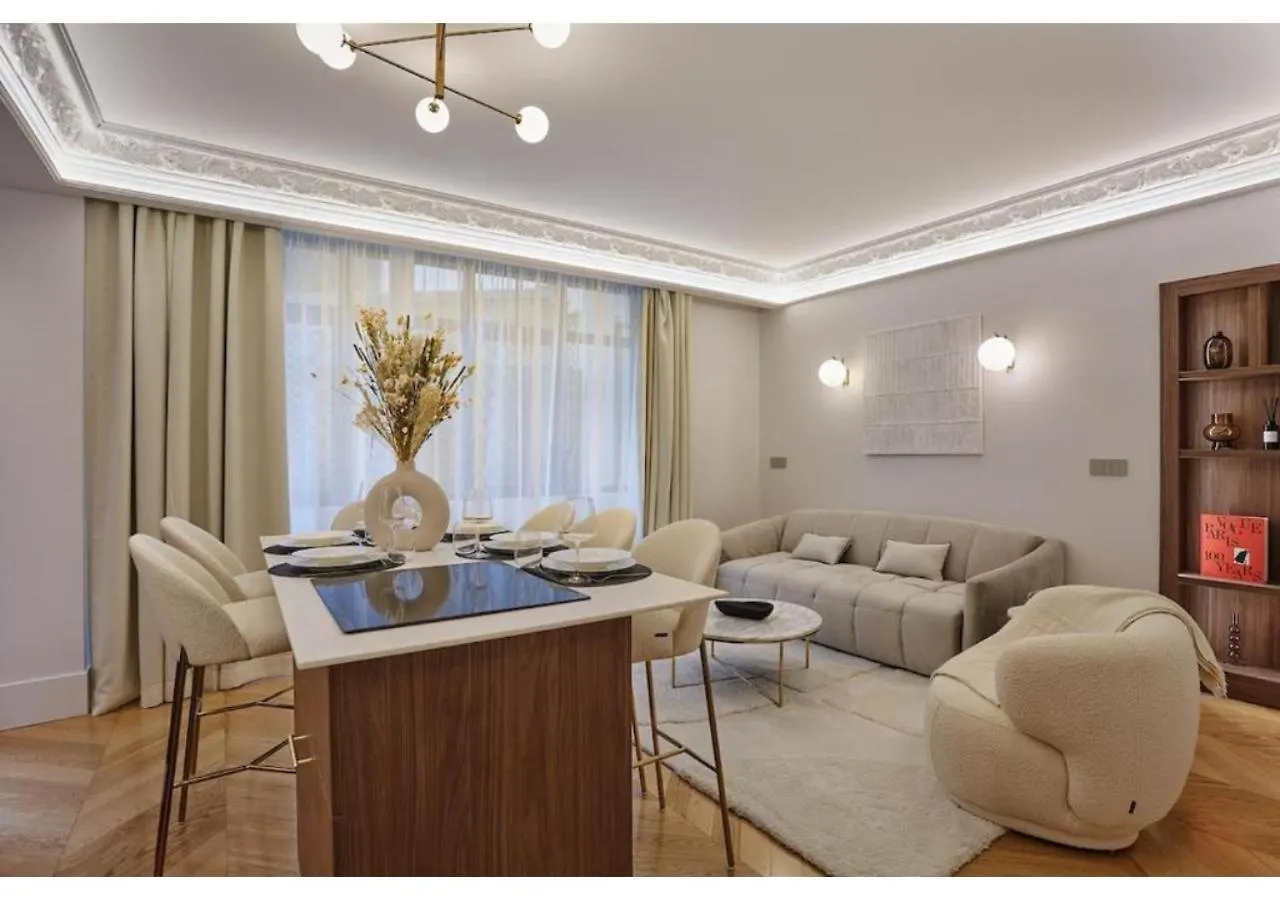 Apartment Matignon St Honore By Studio Prestige Paris France